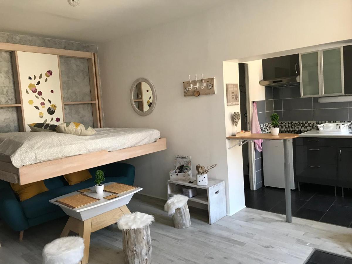 Joli Studio Scandinave Milly-la-Foret Exterior foto